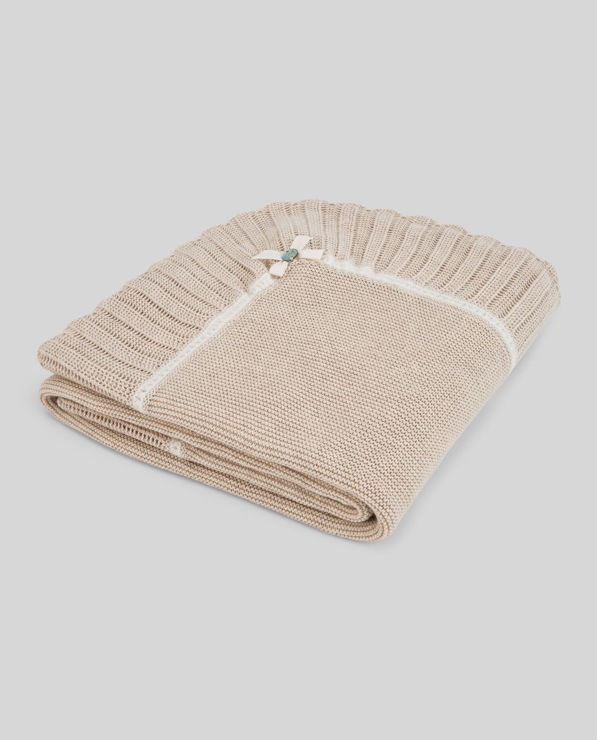 KNIT NEWBORN SHAWL "LUA