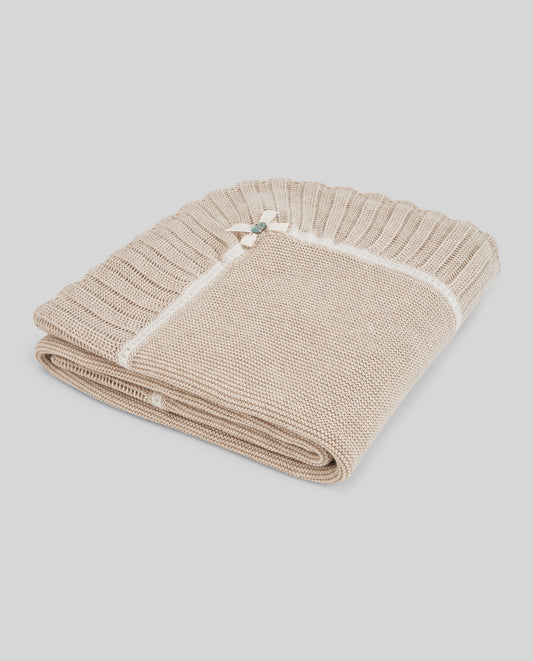 KNIT NEWBORN SHAWL "LUA
